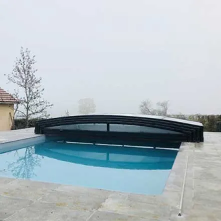 piscine rectangulaire avec abri 020 replié