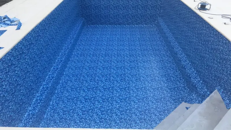 Piscine extérieur liner à motifs vide