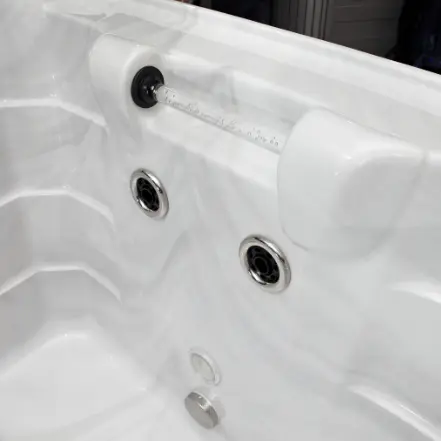 Spa de nage de la gamme Oasis Euforia