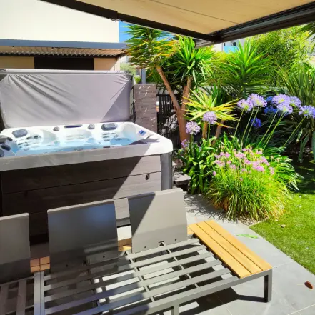 Spa de la gamme Oasis modèle amor