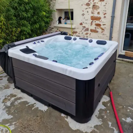 Spa de la gamme Oasis modèle pasion