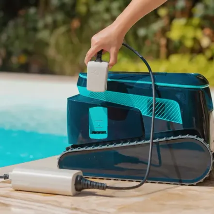 Robot nettoyeur de piscine