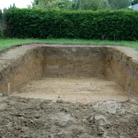 Piscine extérieur en eau