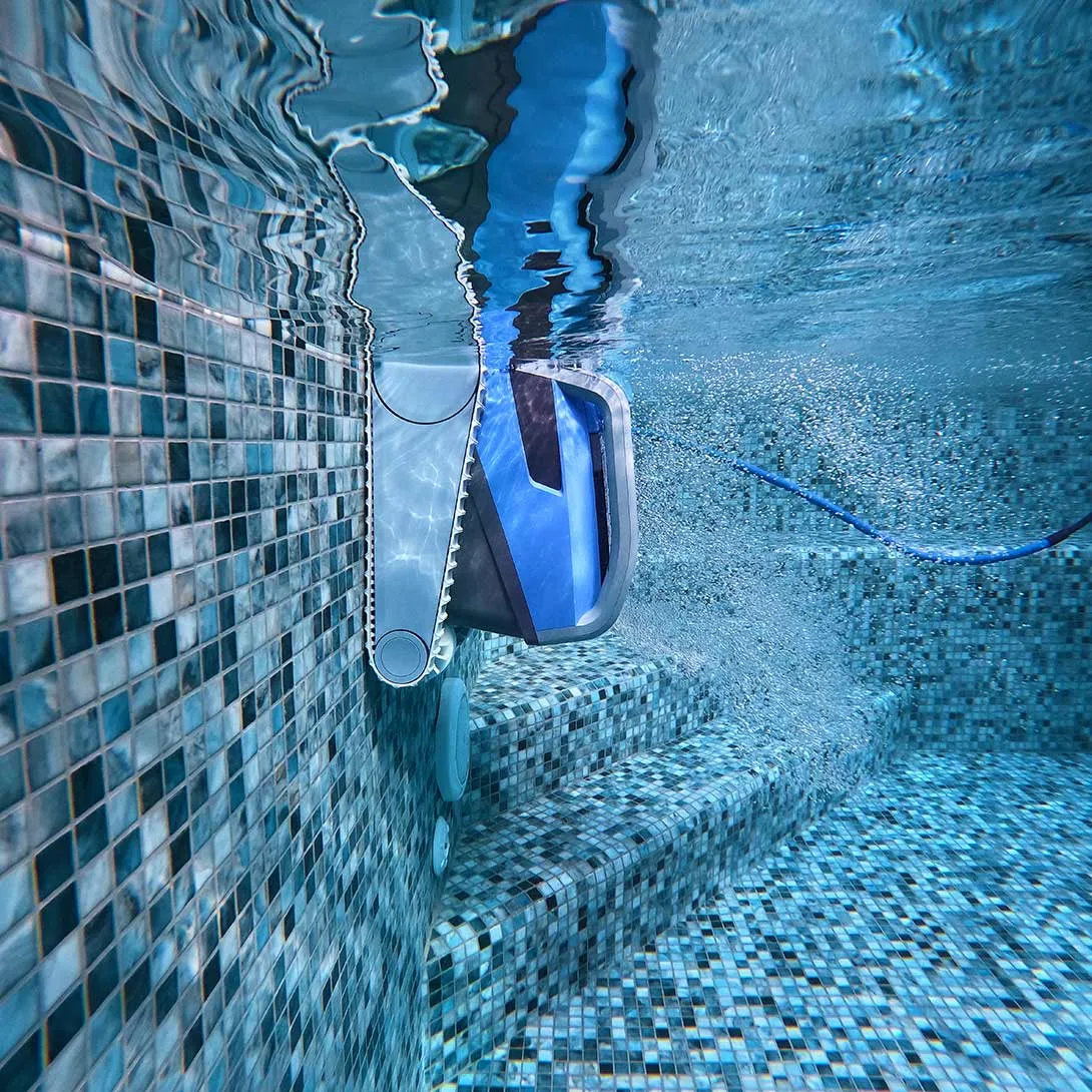 Robot nettoyeur de piscine