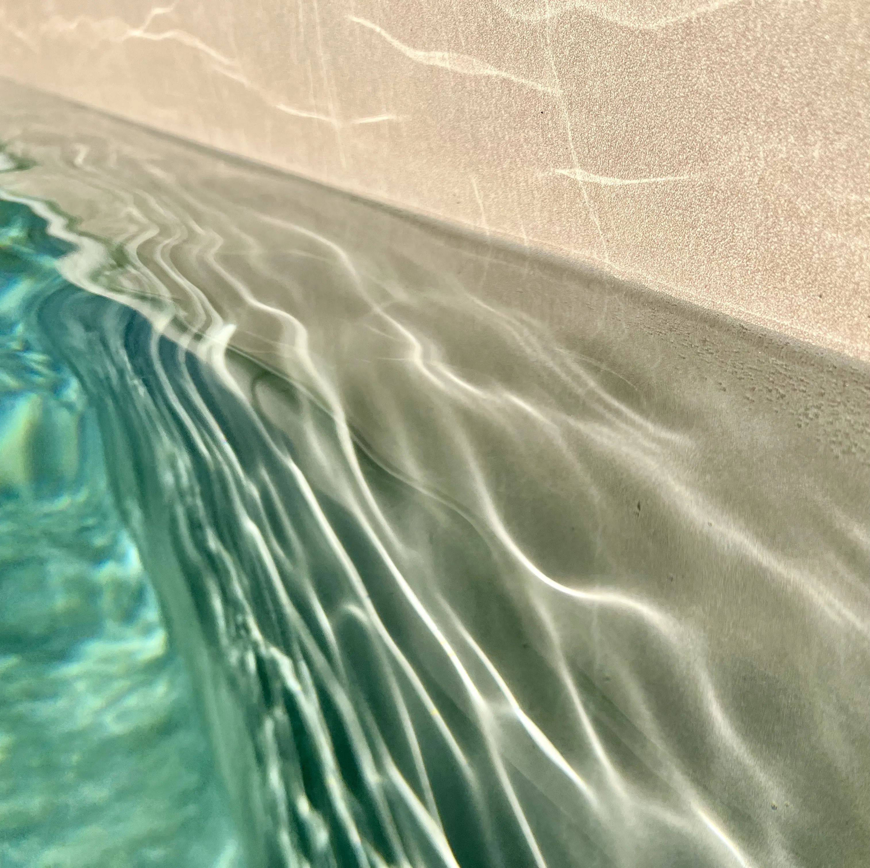 Gros plan sur liner de piscine