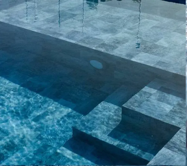 Revêtement pvc armé de piscine